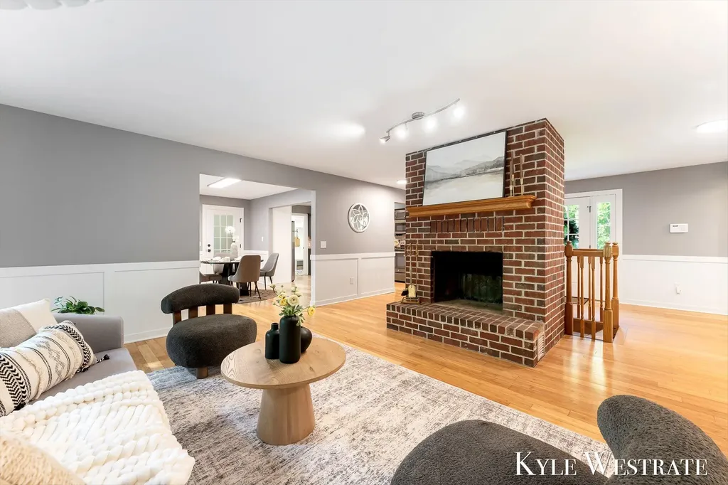 2525 Biggs Avenue NE Vergennes Township MI 49331