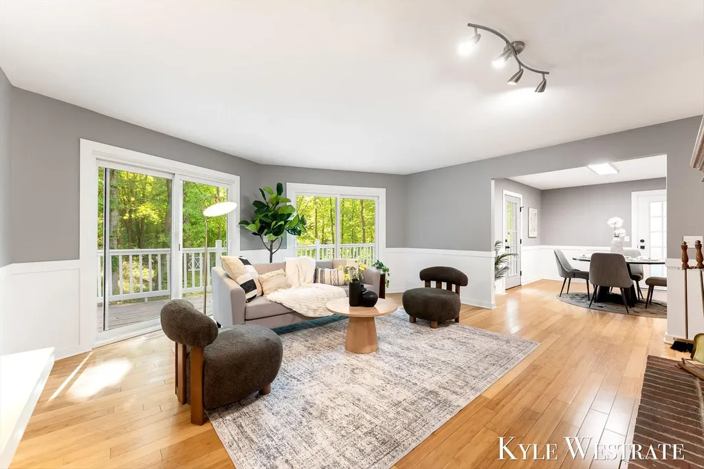 2525 Biggs Avenue NE Vergennes Township MI 49331