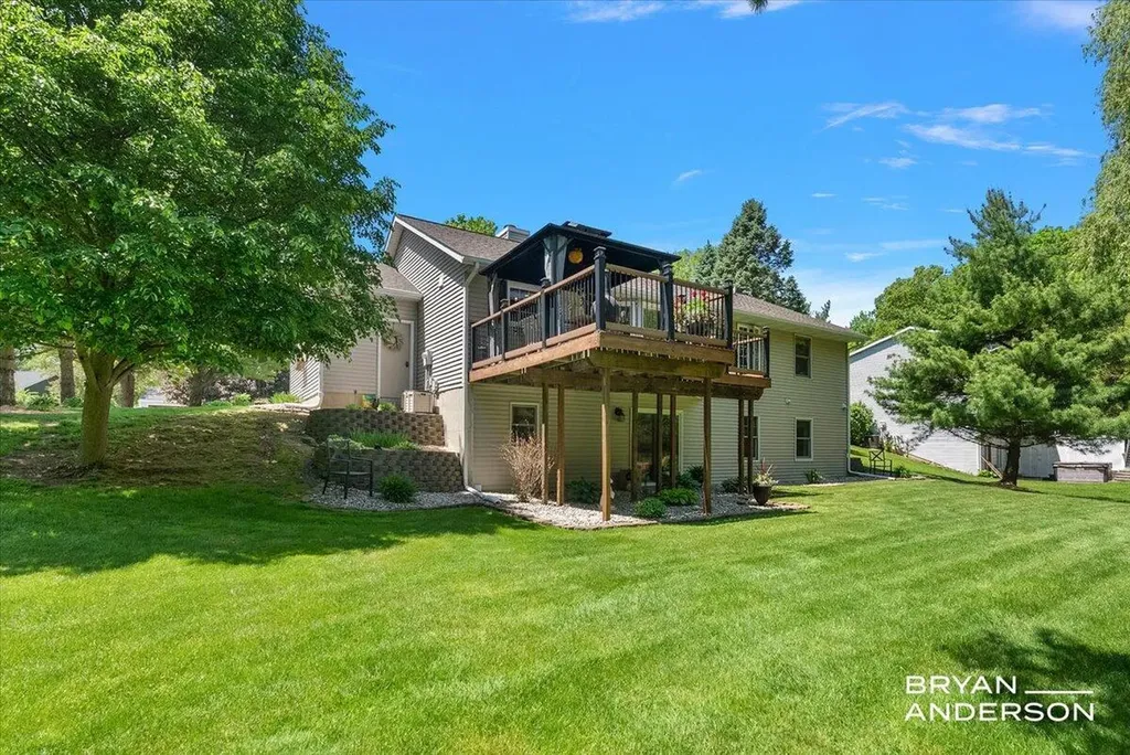6260 Arroyo Vista Drive NE Cannon Township MI 49341