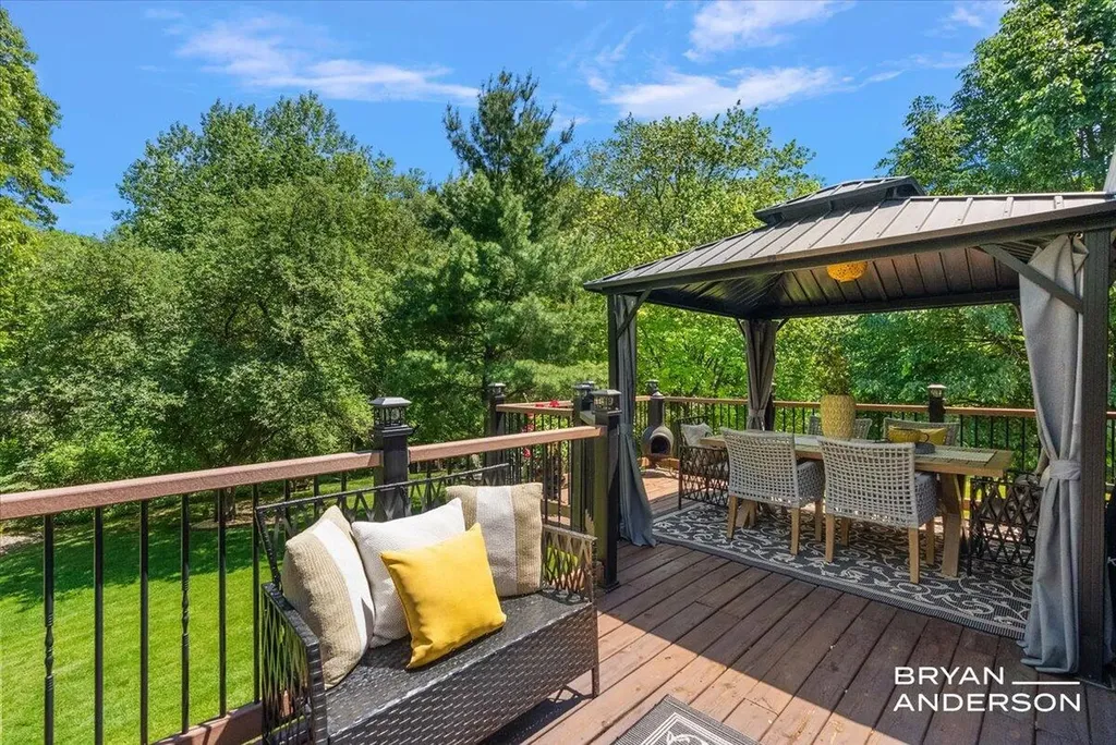 6260 Arroyo Vista Drive NE Cannon Township MI 49341