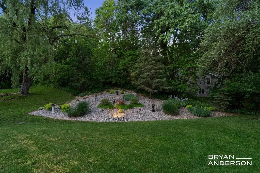 6260 Arroyo Vista Drive NE Cannon Township MI 49341