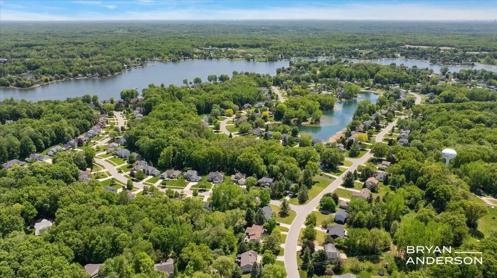 6260 Arroyo Vista Drive NE Cannon Township MI 49341
