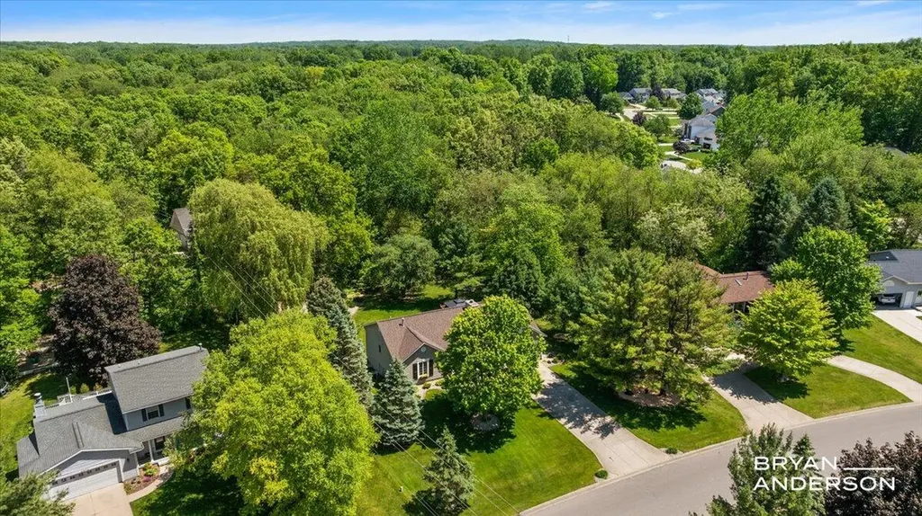6260 Arroyo Vista Drive NE Cannon Township MI 49341