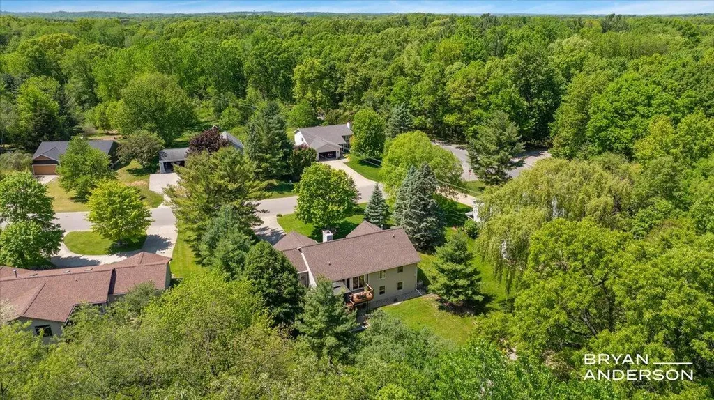 6260 Arroyo Vista Drive NE Cannon Township MI 49341