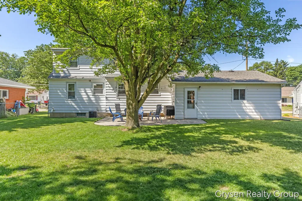 4110 38th Street SW Grandville City MI 49418