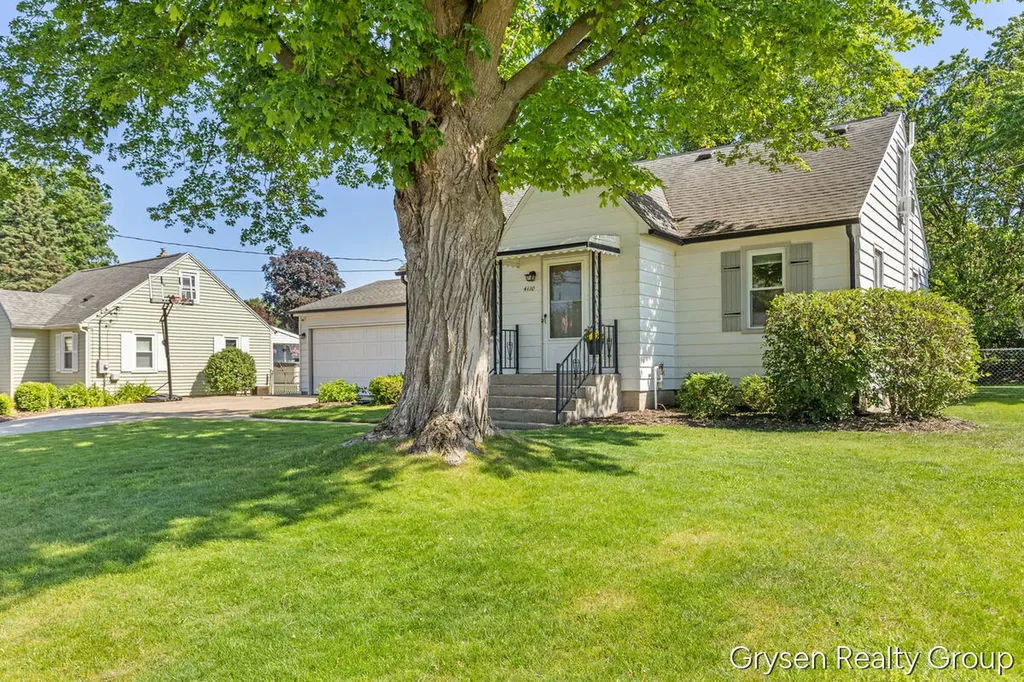 4110 38th Street SW Grandville City MI 49418
