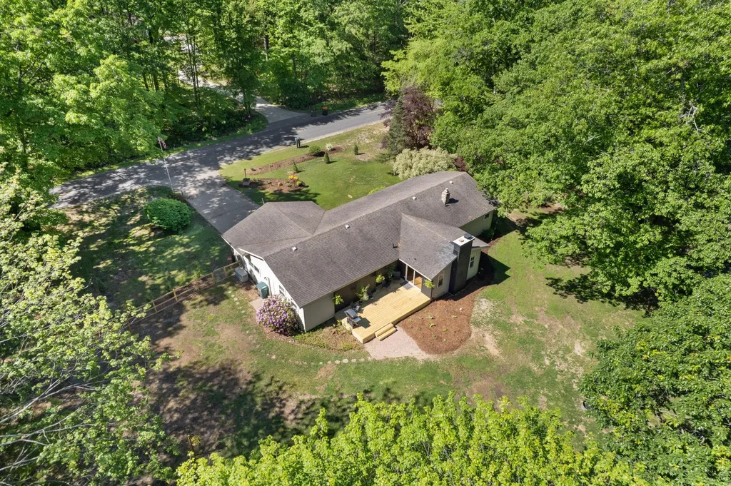 15635 Stanton Street Port Sheldon Township MI 49460