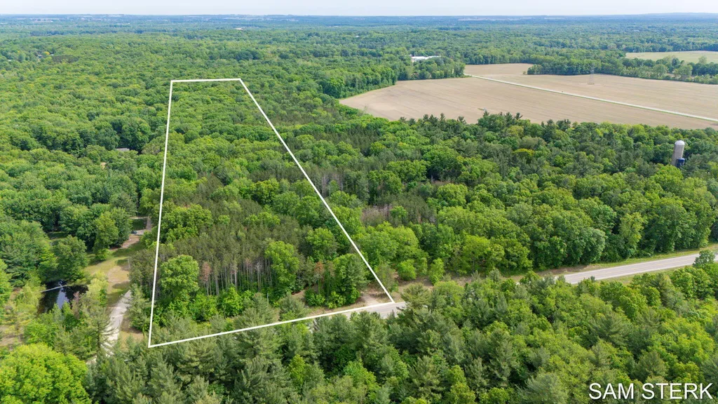 3067 134th Avenue Monterey Township MI 49328