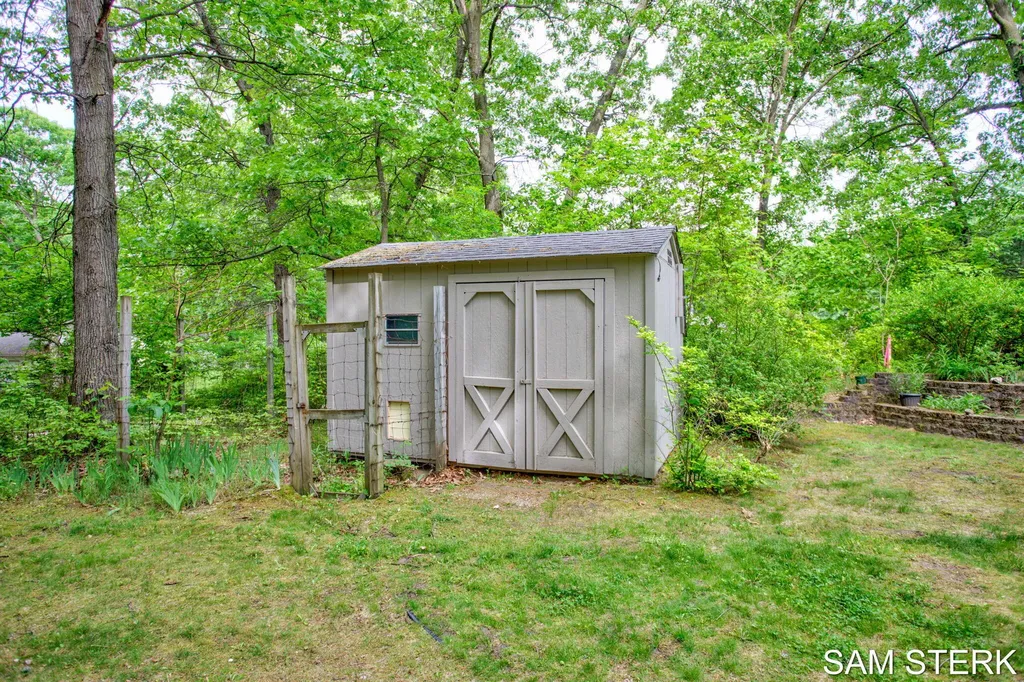 3067 134th Avenue Monterey Township MI 49328