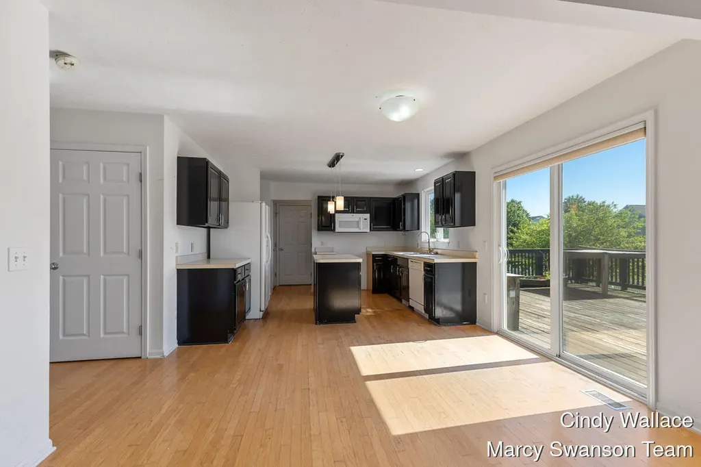 8511 Green Valley Valley SE Caledonia Township MI 49316