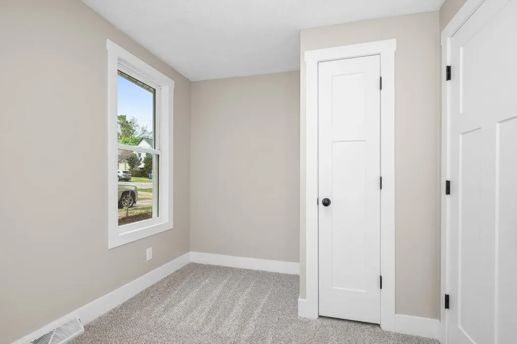 1312 Crosby Street NW Grand Rapids City MI 49504