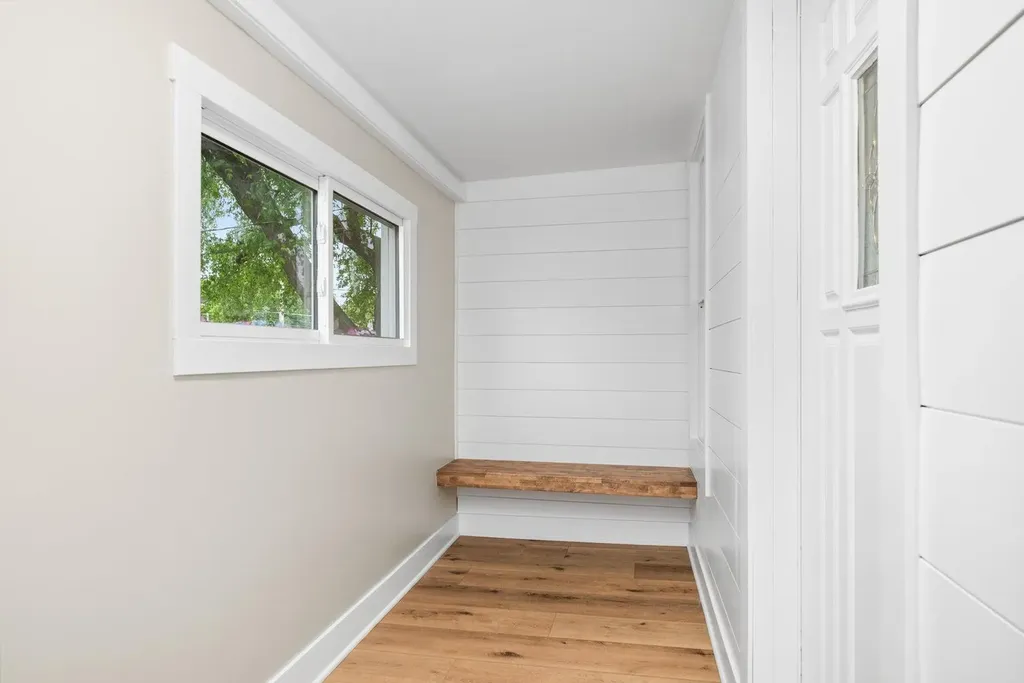 1312 Crosby Street NW Grand Rapids City MI 49504