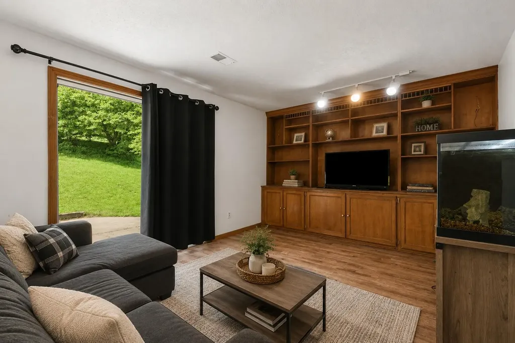 5705 Gatewood Drive SE Kentwood City MI 49508