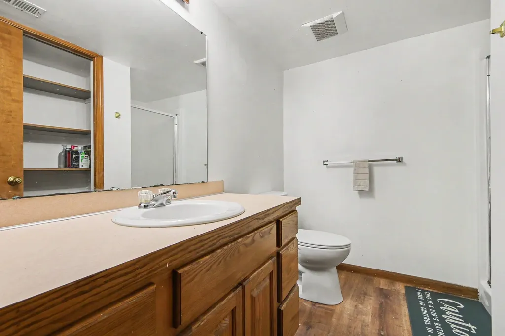 5705 Gatewood Drive SE Kentwood City MI 49508
