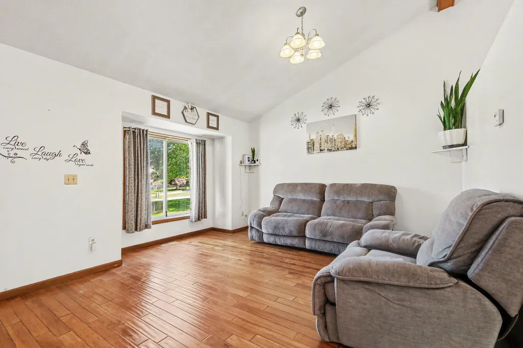 5705 Gatewood Drive SE Kentwood City MI 49508