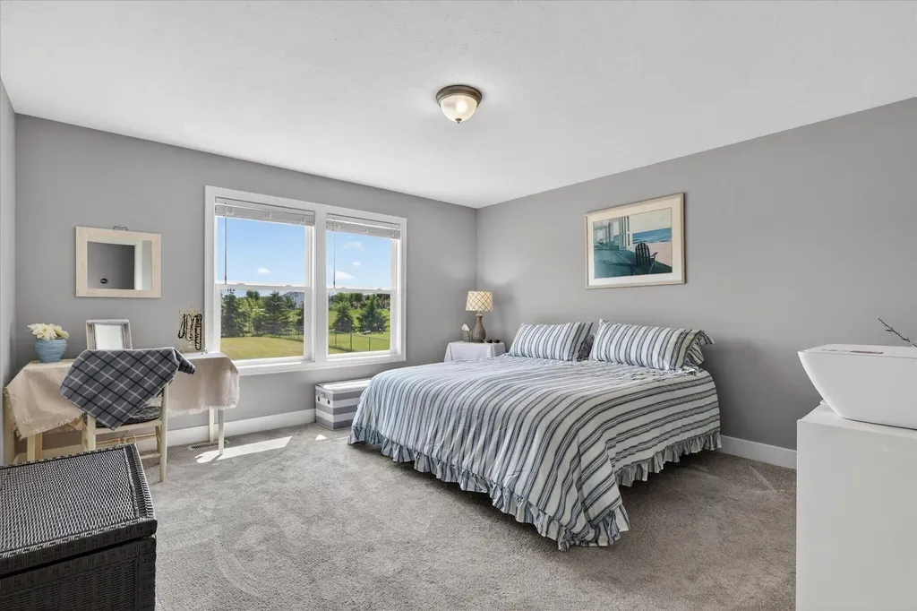 5832 Thornapple River Drive SE Cascade Charter Township MI 49512