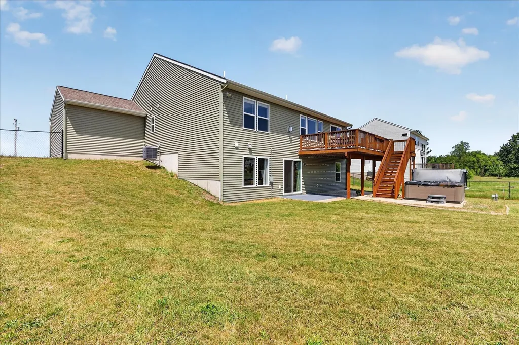 5832 Thornapple River Drive SE Cascade Charter Township MI 49512