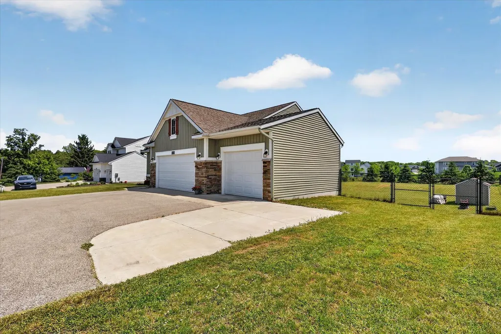 5832 Thornapple River Drive SE Cascade Charter Township MI 49512