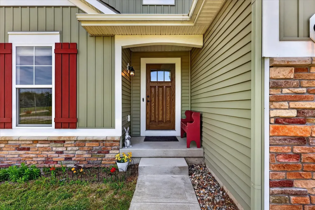 5832 Thornapple River Drive SE Cascade Charter Township MI 49512