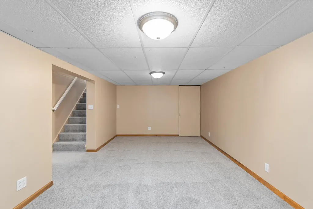 3342 Badger Avenue SW Wyoming City MI 49509