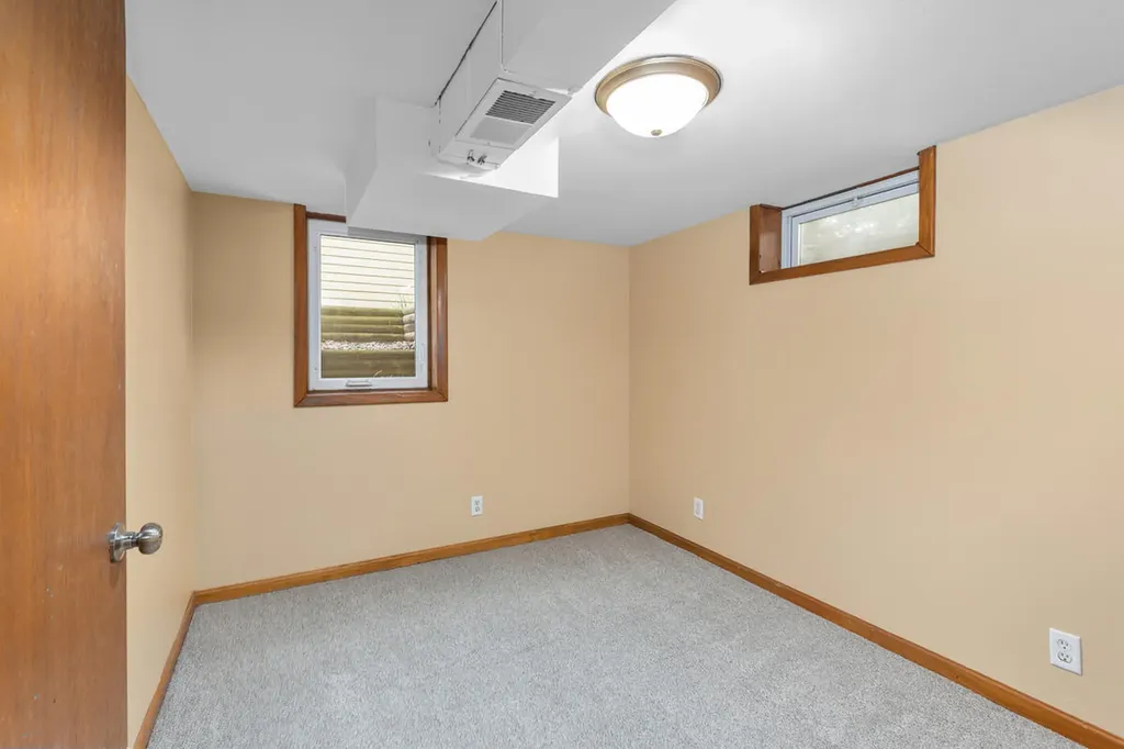 3342 Badger Avenue SW Wyoming City MI 49509