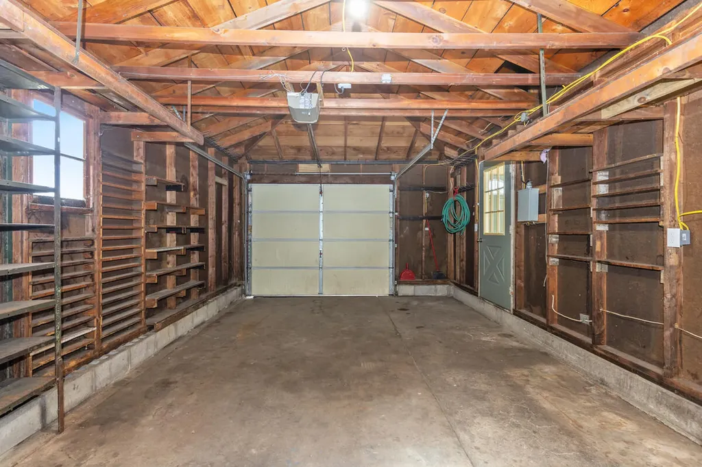 3342 Badger Avenue SW Wyoming City MI 49509