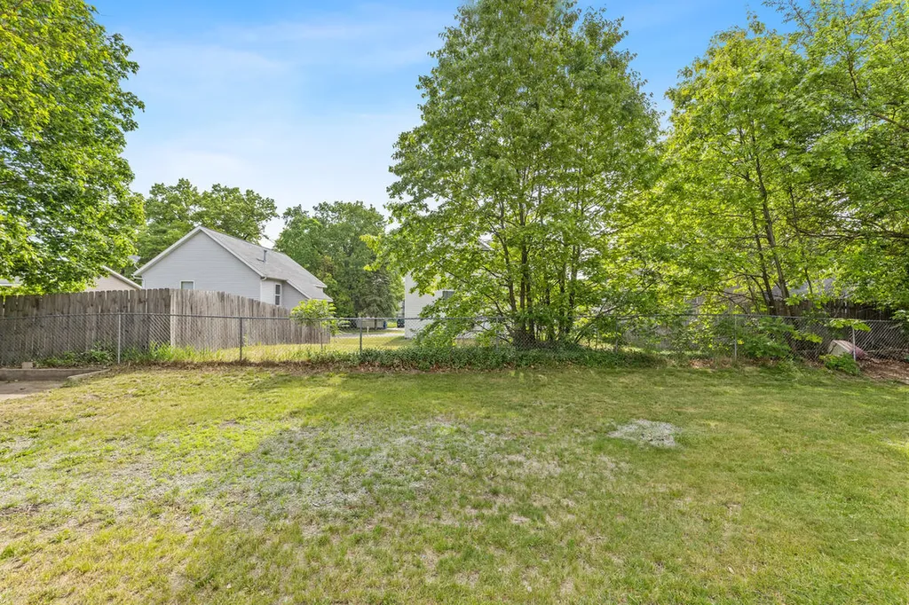 3342 Badger Avenue SW Wyoming City MI 49509