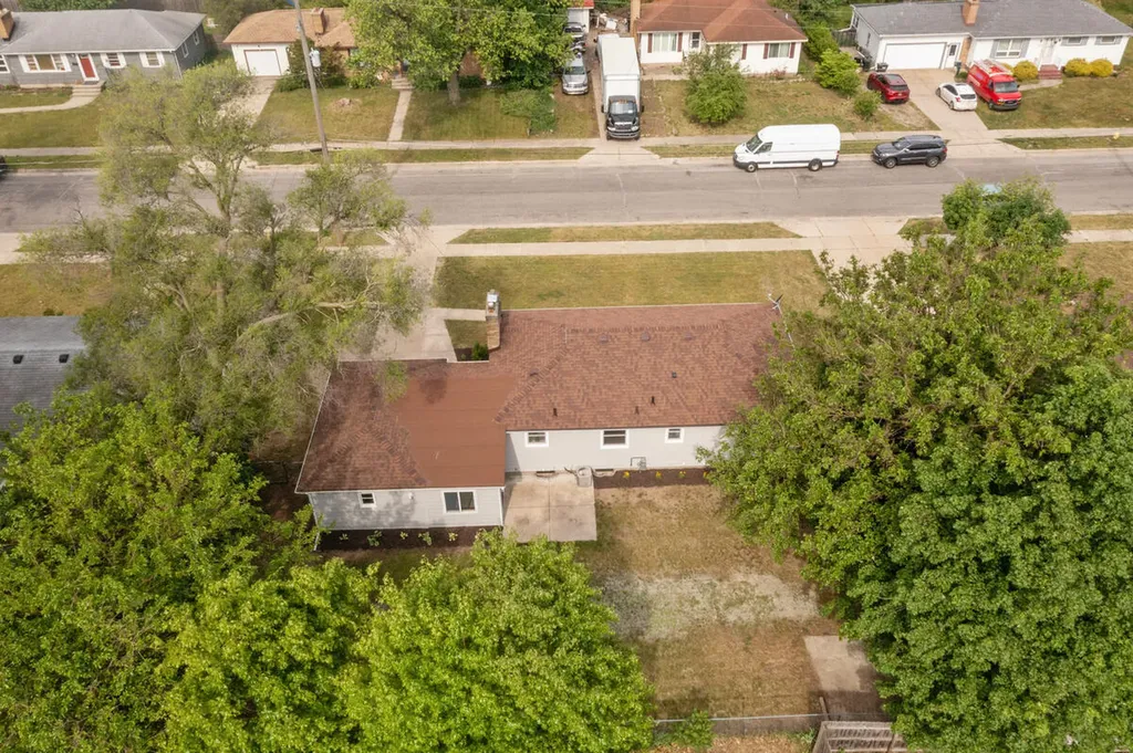 3342 Badger Avenue SW Wyoming City MI 49509