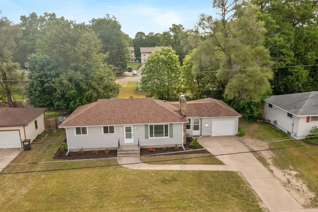 3342 Badger Avenue SW Wyoming City MI 49509