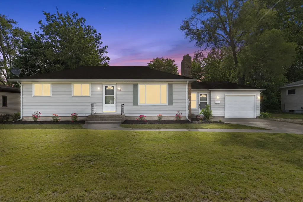 3342 Badger Avenue SW Wyoming City MI 49509