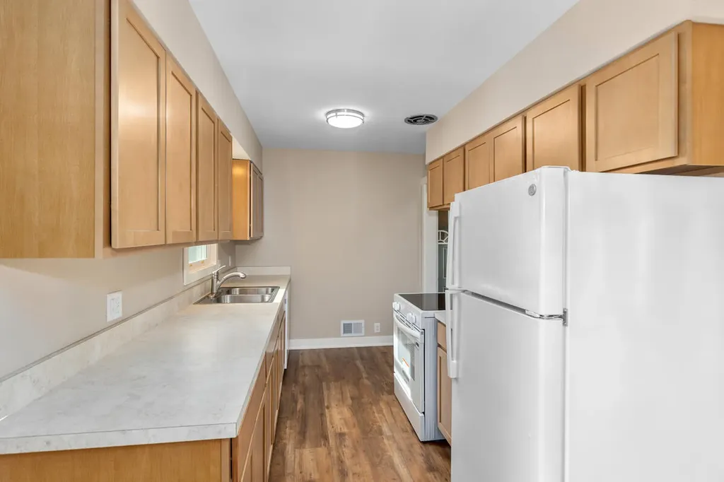 3342 Badger Avenue SW Wyoming City MI 49509