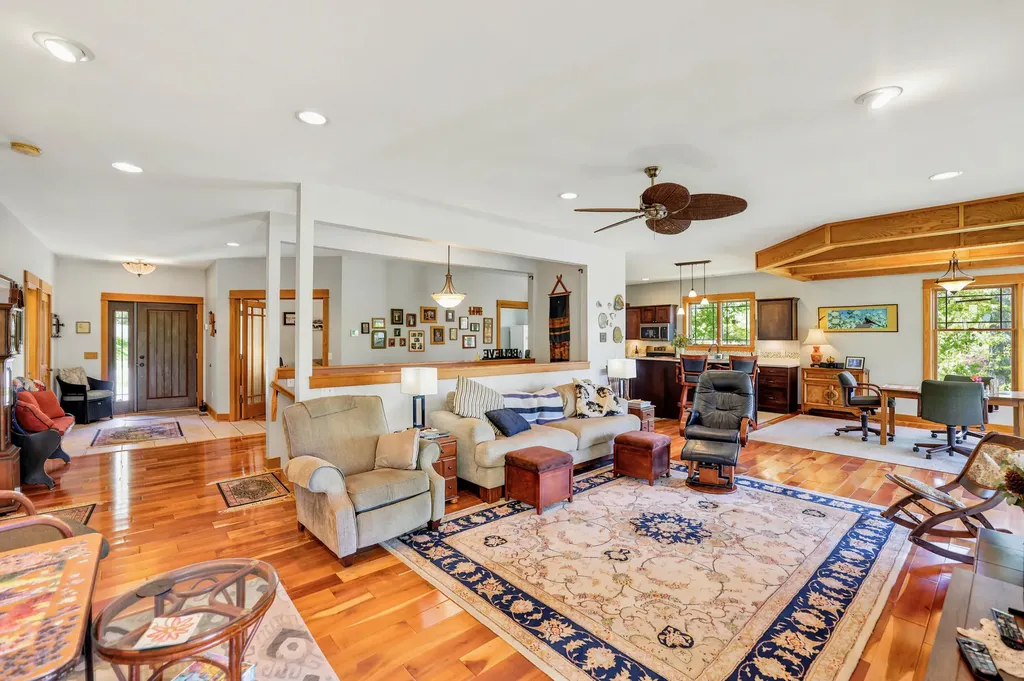 7352 Hallridge Drive NE Grattan Township MI 48809