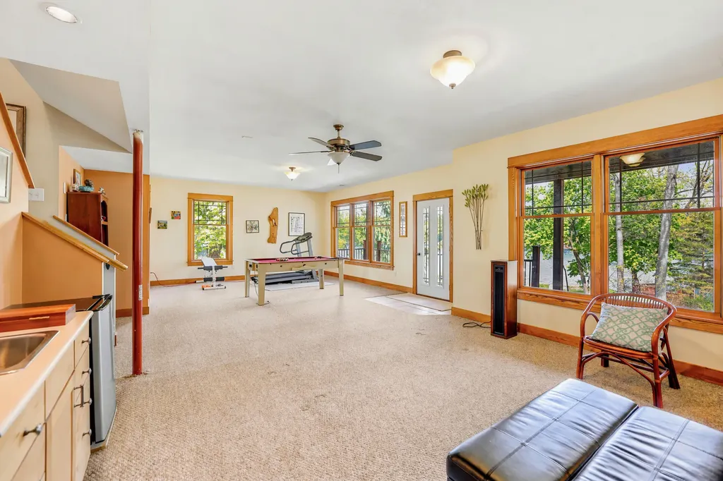 7352 Hallridge Drive NE Grattan Township MI 48809