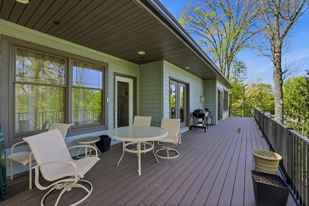 7352 Hallridge Drive NE Grattan Township MI 48809