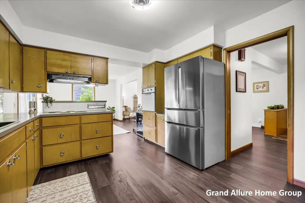 549 Sligh Boulevard NE Grand Rapids City MI 49505