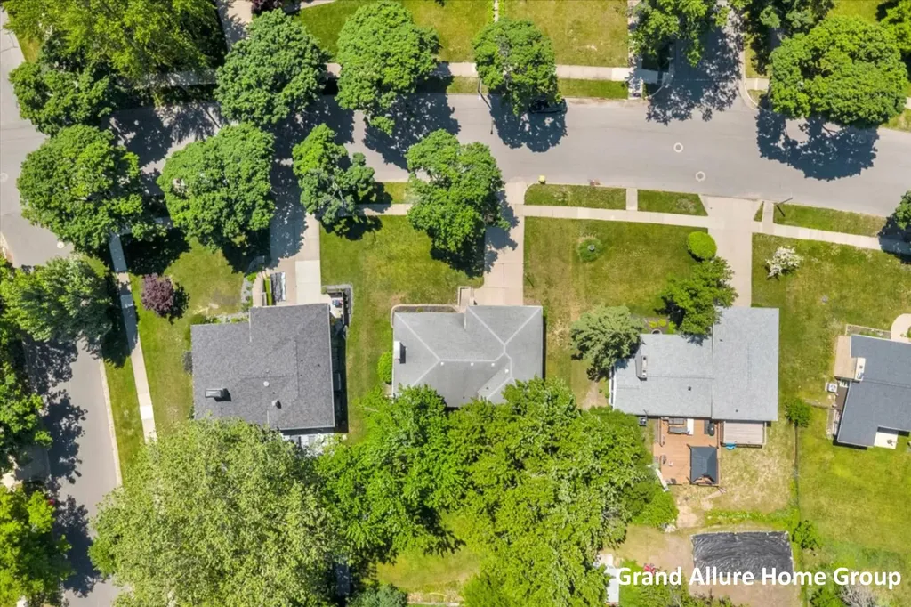549 Sligh Boulevard NE Grand Rapids City MI 49505