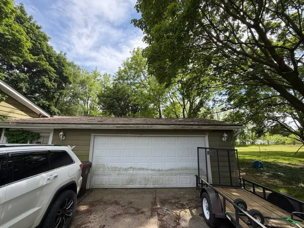 831 W Hanover Street Marshall City MI 49068