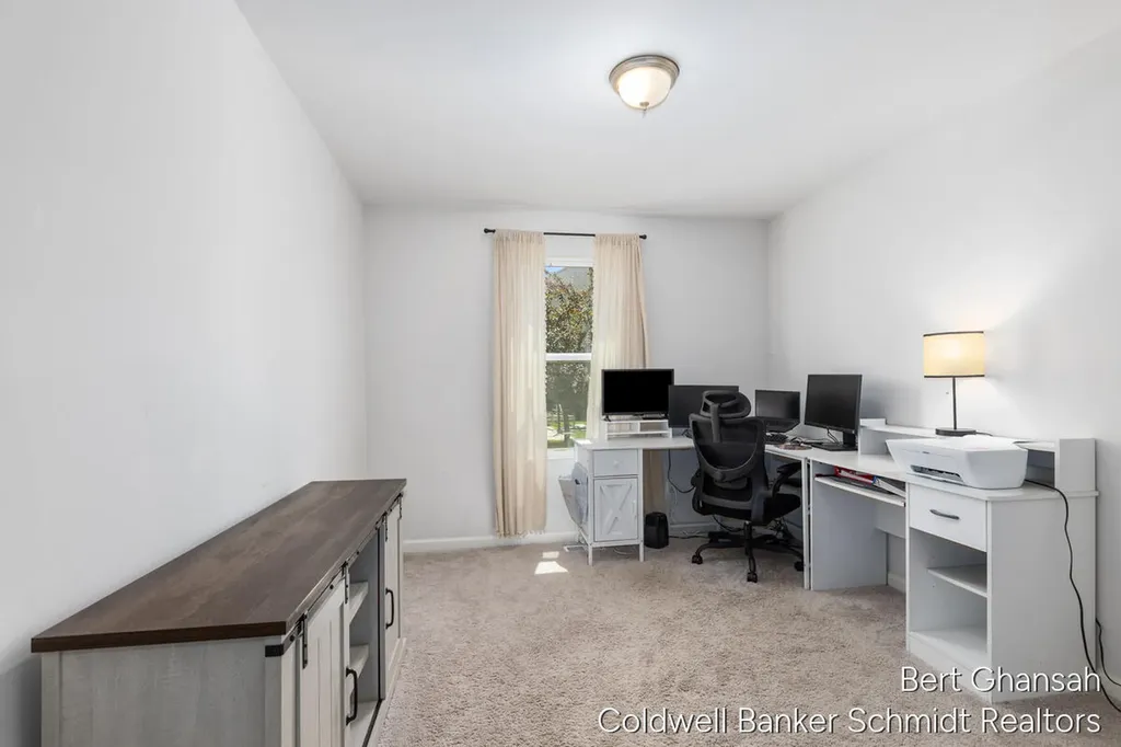 8376 N Oaks Court Grand Blanc Charter Township MI 48439