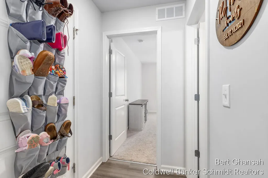 8376 N Oaks Court Grand Blanc Charter Township MI 48439