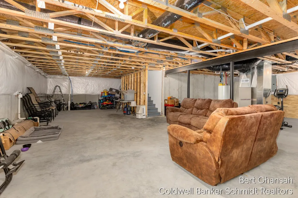8376 N Oaks Court Grand Blanc Charter Township MI 48439