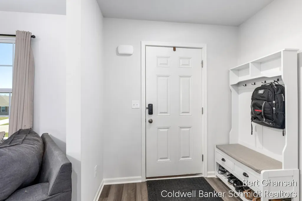 8376 N Oaks Court Grand Blanc Charter Township MI 48439