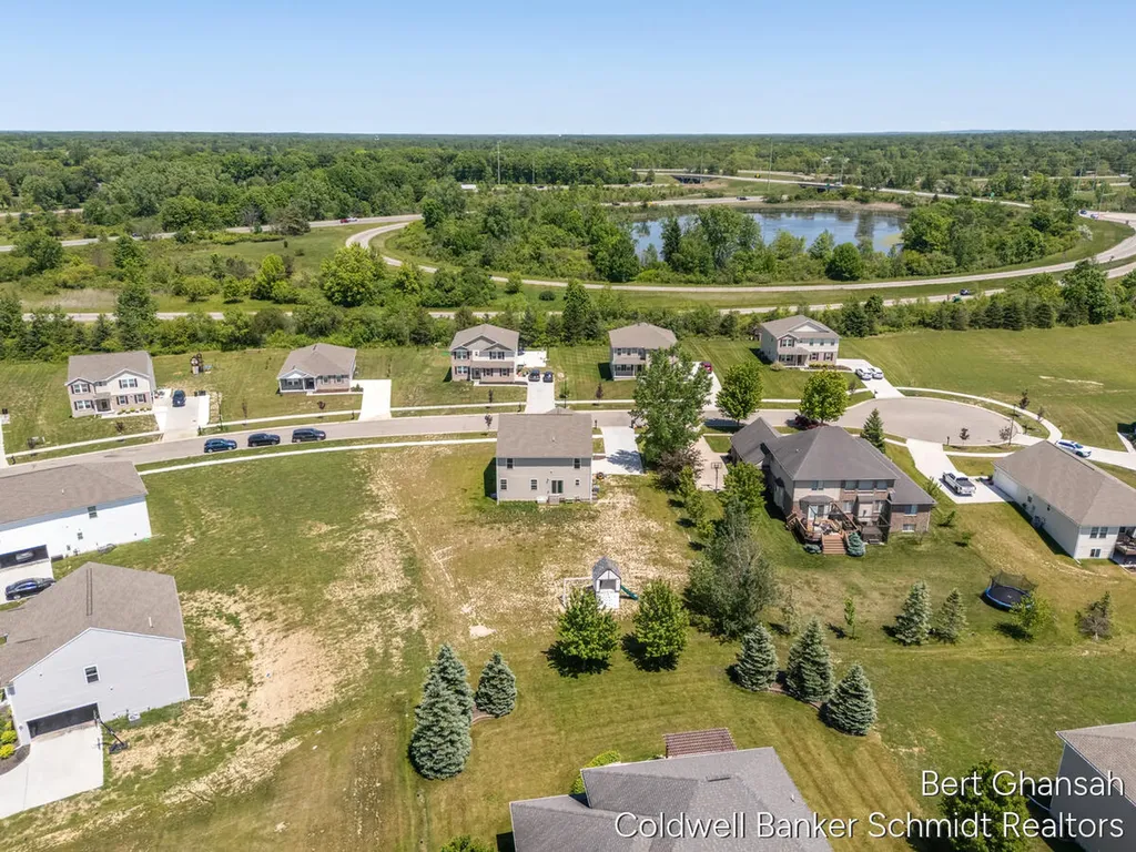 8376 N Oaks Court Grand Blanc Charter Township MI 48439