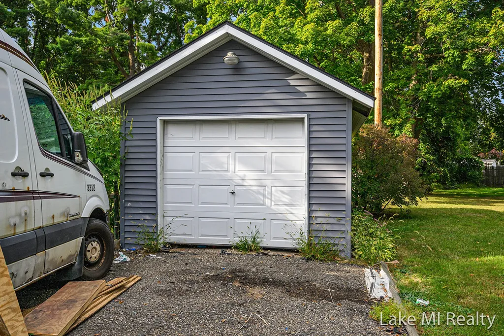 426 W Bridge Street Plainwell City MI 49080