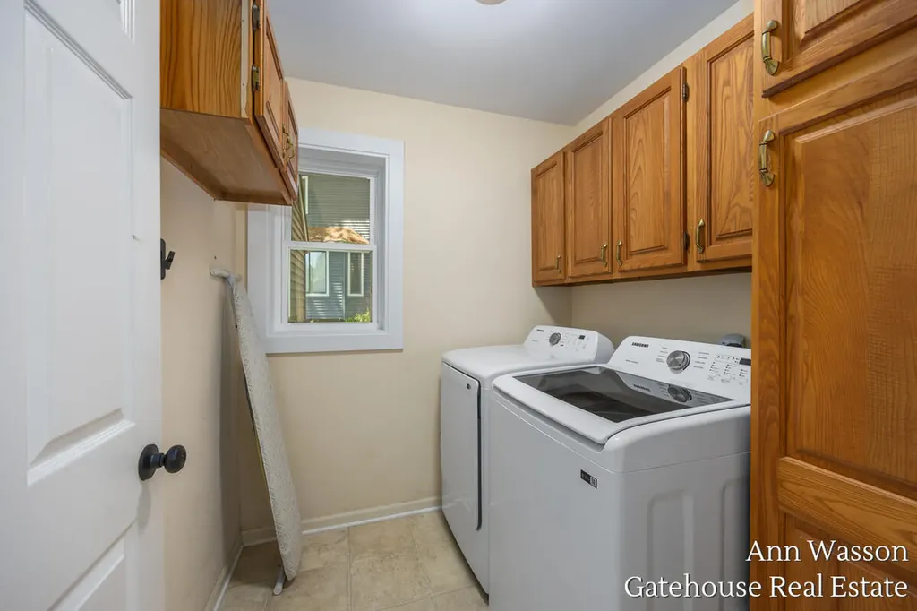 6007 Arroyo Vista Drive NE Cannon Township MI 49341