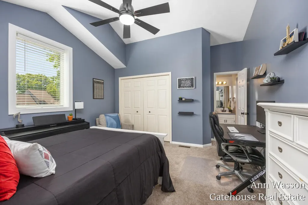 6007 Arroyo Vista Drive NE Cannon Township MI 49341