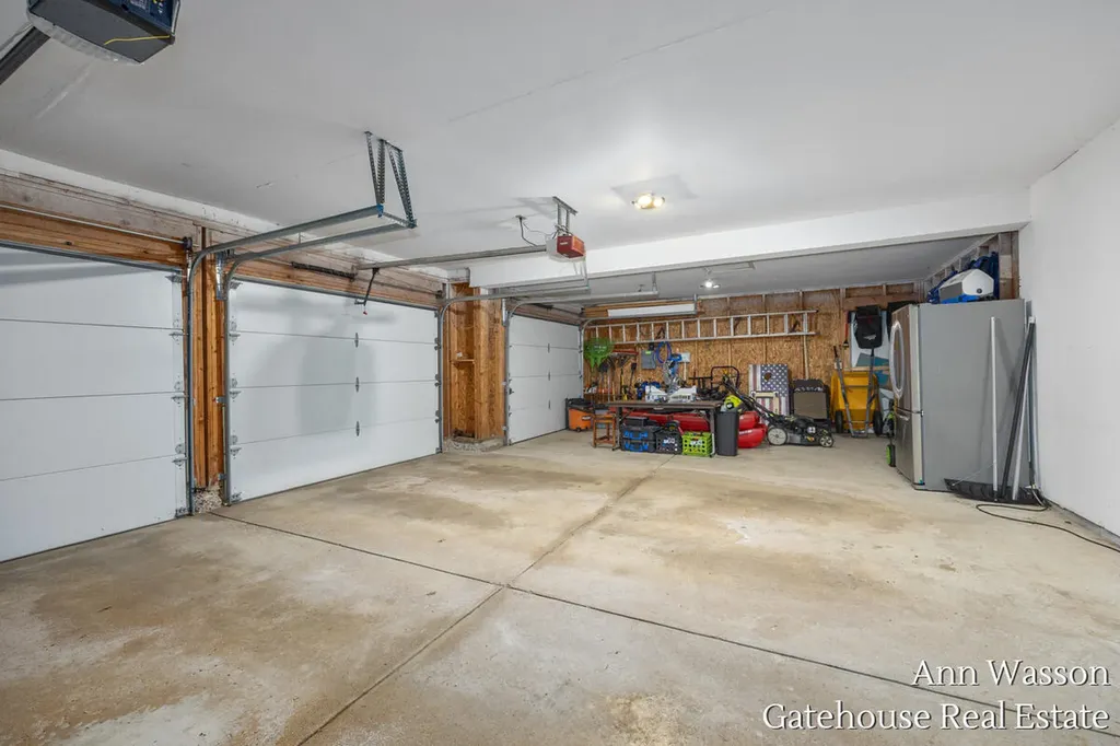 6007 Arroyo Vista Drive NE Cannon Township MI 49341