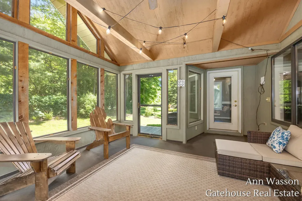 6007 Arroyo Vista Drive NE Cannon Township MI 49341