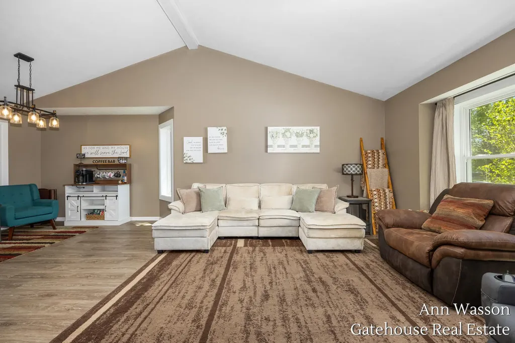 6007 Arroyo Vista Drive NE Cannon Township MI 49341