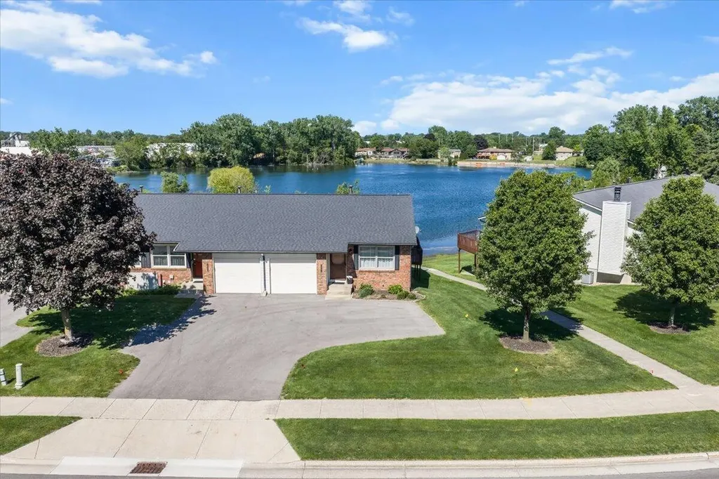 2861 Porter Street SW Grandville City MI 49418