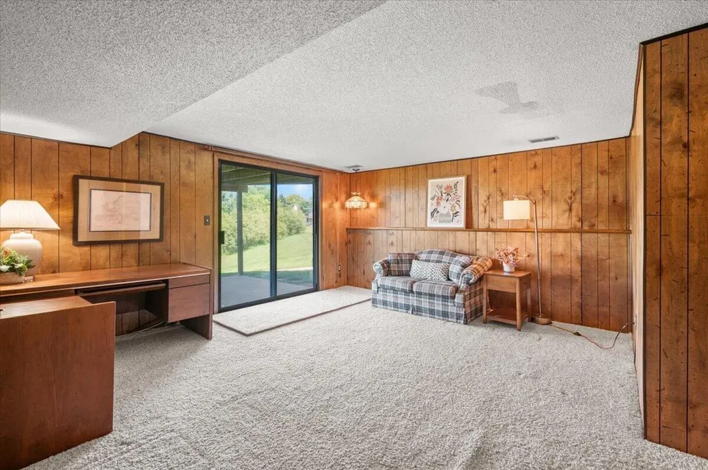 2861 Porter Street SW Grandville City MI 49418